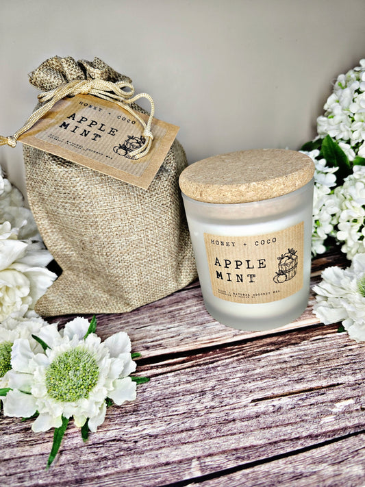 Apple + Mint Candle