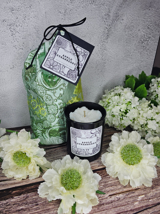 Apple and Strawberry Flora Candle