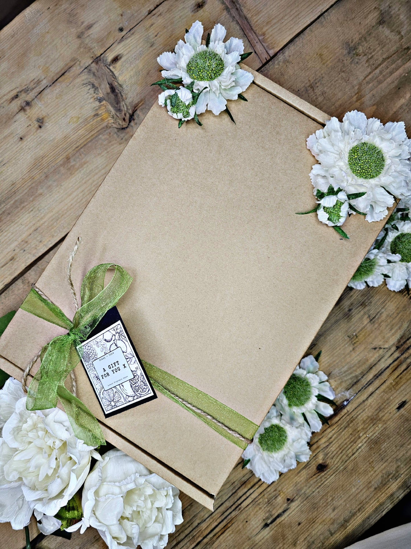 The "Pamper Me" Gift Box